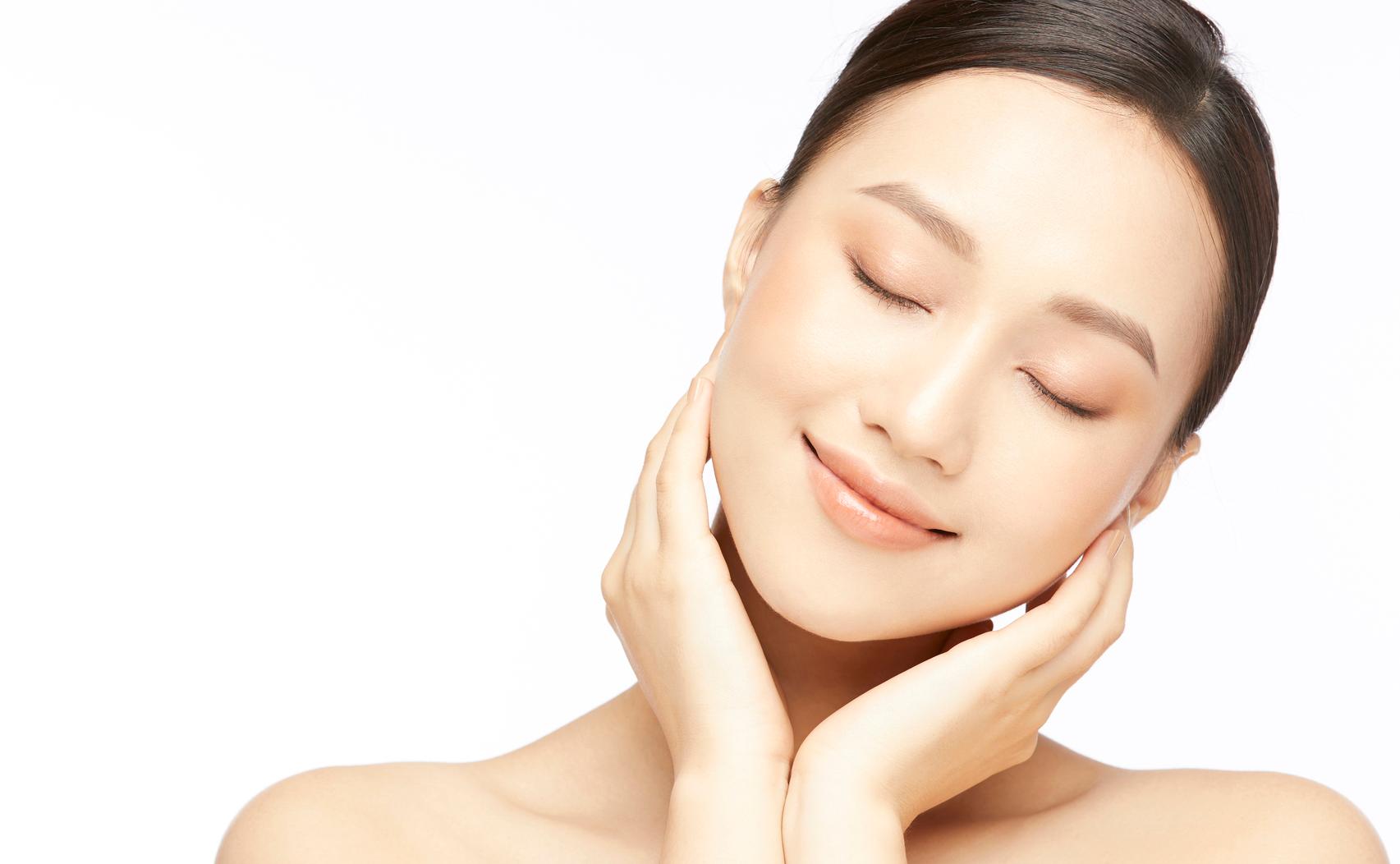 年齢や環境の変化にゆらがない"ピン"っとハリのあるシルクのような美しさへ。